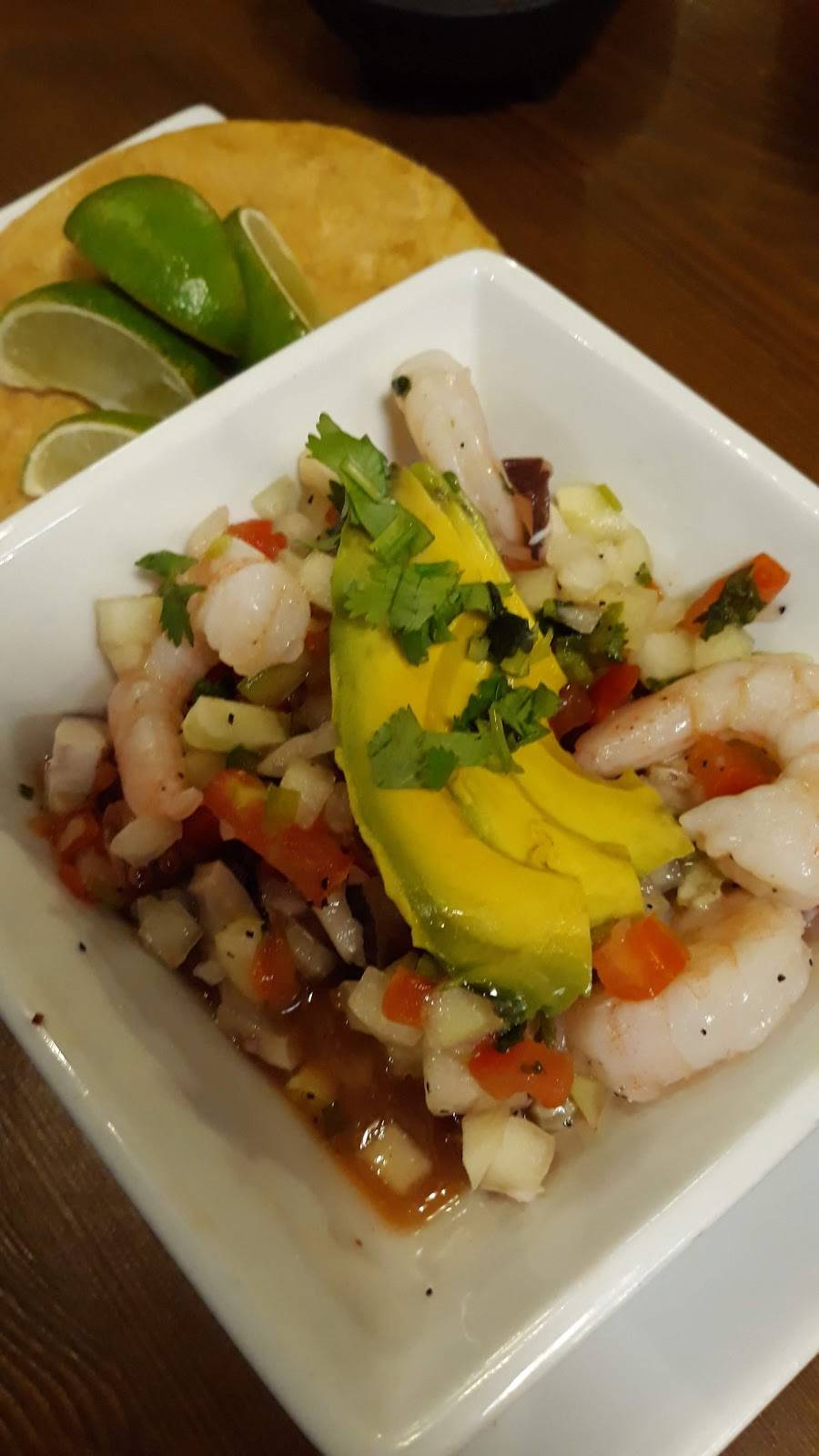 Rubens Mariscos and Mexican Grill | restaurant | 20779 Bear Valley Rd, Apple Valley, CA 92308, USA | 7602404111 OR +1 760-240-4111