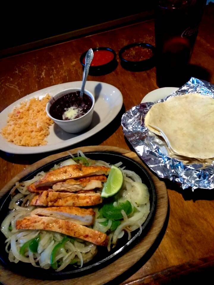 Laguna Mexican Grill | restaurant | 55 Freedom Pkwy # 107, Hoschton, GA 30548, USA | 7068240209 OR +1 706-824-0209