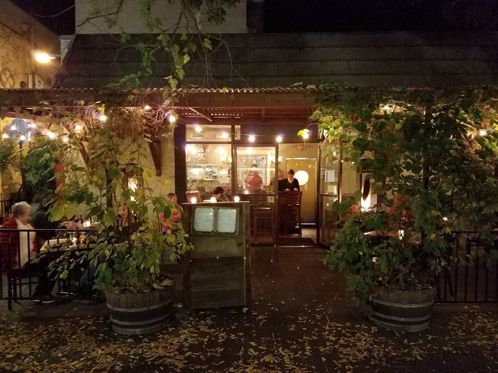 Speakeasy | restaurant | 139 Petaluma Blvd N B, Petaluma, CA 94952, USA | 7077764631 OR +1 707-776-4631