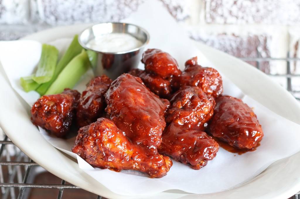 Gaslight Brewhouse | restaurant | 325 S College Ave St, Oxford, OH 45056, USA | 5132806237 OR +1 513-280-6237