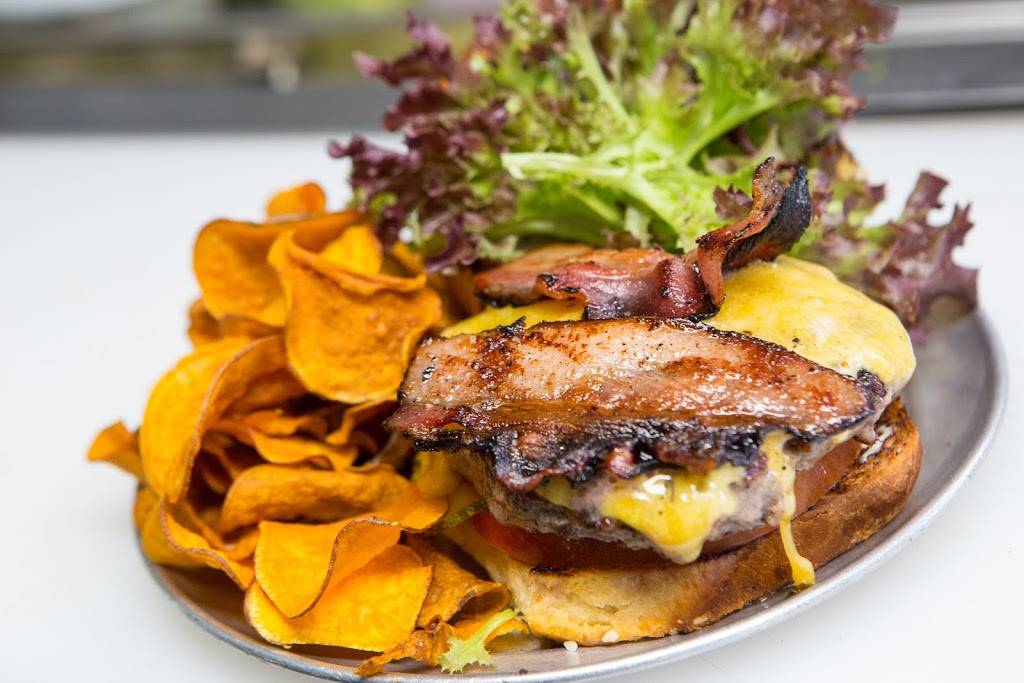 Crossroads Farm to Truck | restaurant | 3913 Todd Ln #607, Austin, TX 78744, USA | 5128086549 OR +1 512-808-6549