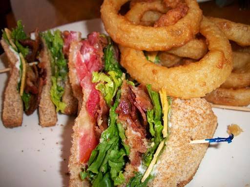 Caposeys Whole Works Restaurant | restaurant | 5250 Green Key Rd, New Port Richey, FL 34652, USA | 7278424307 OR +1 727-842-4307