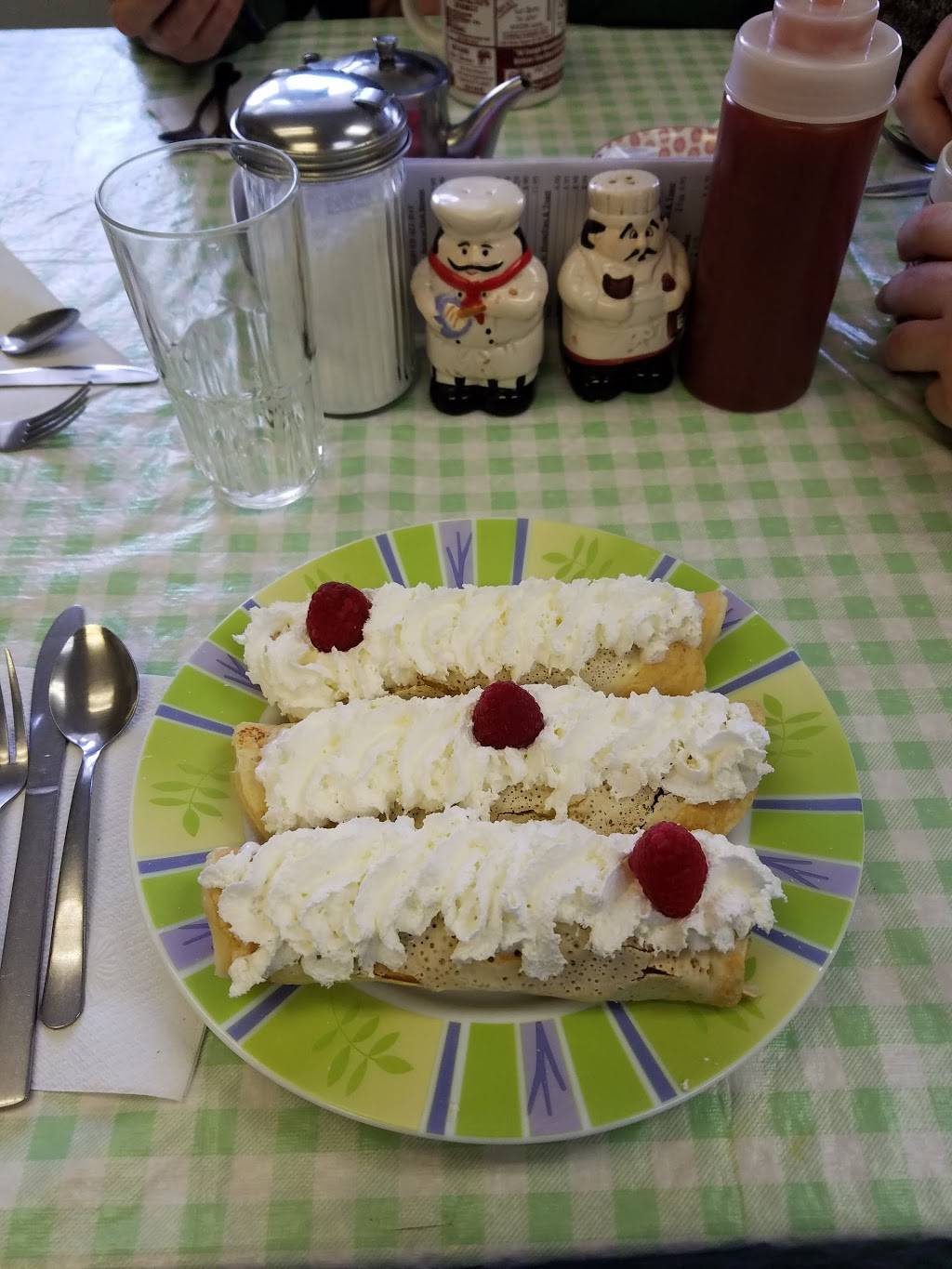 Auto Mile Diner | restaurant | 819 Portland Rd, Saco, ME 04072, USA | 2072840200 OR +1 207-284-0200