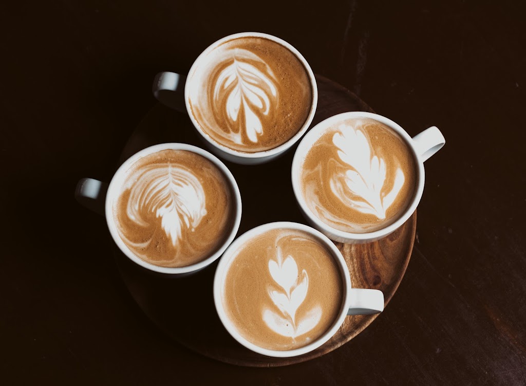 Brick Rhod Antiques & Bistro | restaurant | 109 N Commerce St, Lewisburg, OH 45338, USA | 9379622114 OR +1 937-962-2114