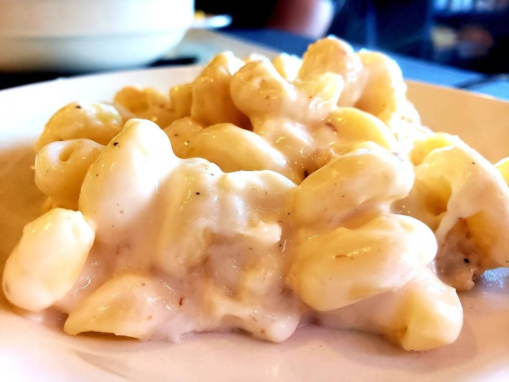 Aroma Bistro | restaurant | 14121 Earthworks Dr, Smithville, MO 64089, USA | 8168664001 OR +1 816-866-4001