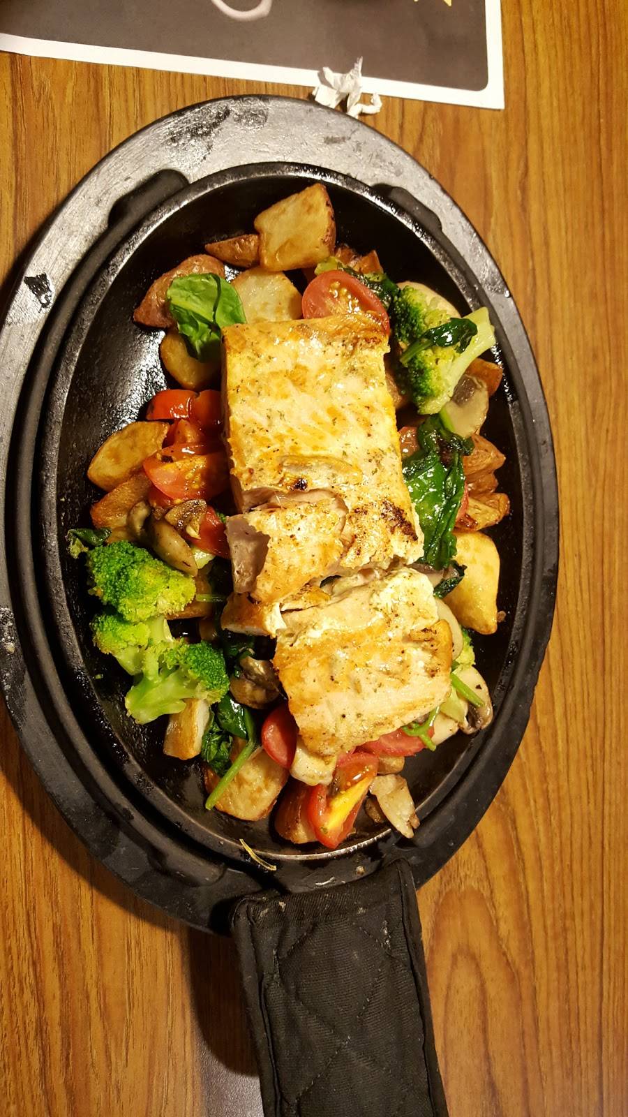 Dennys | restaurant | 1445 Wendy Ct, Spring Hill, FL 34607, USA | 3526665152 OR +1 352-666-5152