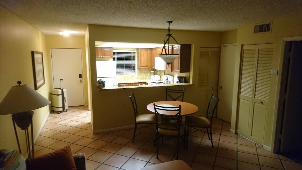 Flanigans Seafood Bar and Grill | restaurant | 2500 E Atlantic Blvd, Pompano Beach, FL 33062, USA | 9549433762 OR +1 954-943-3762