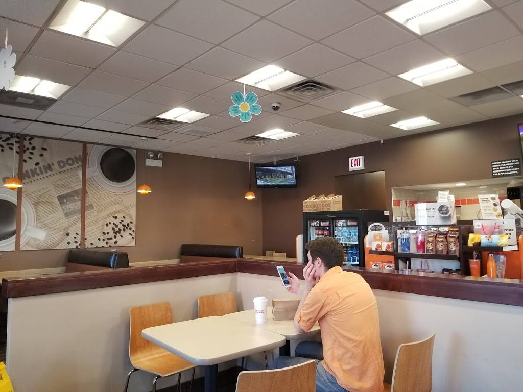 Dunkin Donuts | cafe | 2808 N Western Ave, Chicago, IL 60618, USA | 7736979181 OR +1 773-697-9181