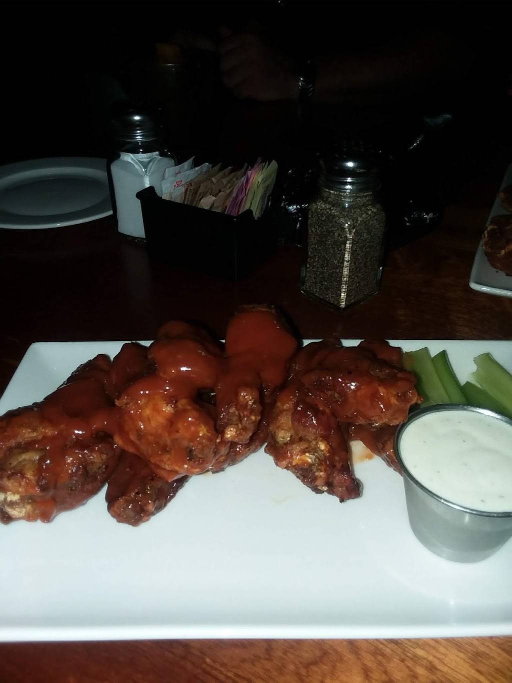 Red Star | restaurant | 112 E 116th St, New York, NY 10029, USA | 2128608883 OR +1 212-860-8883