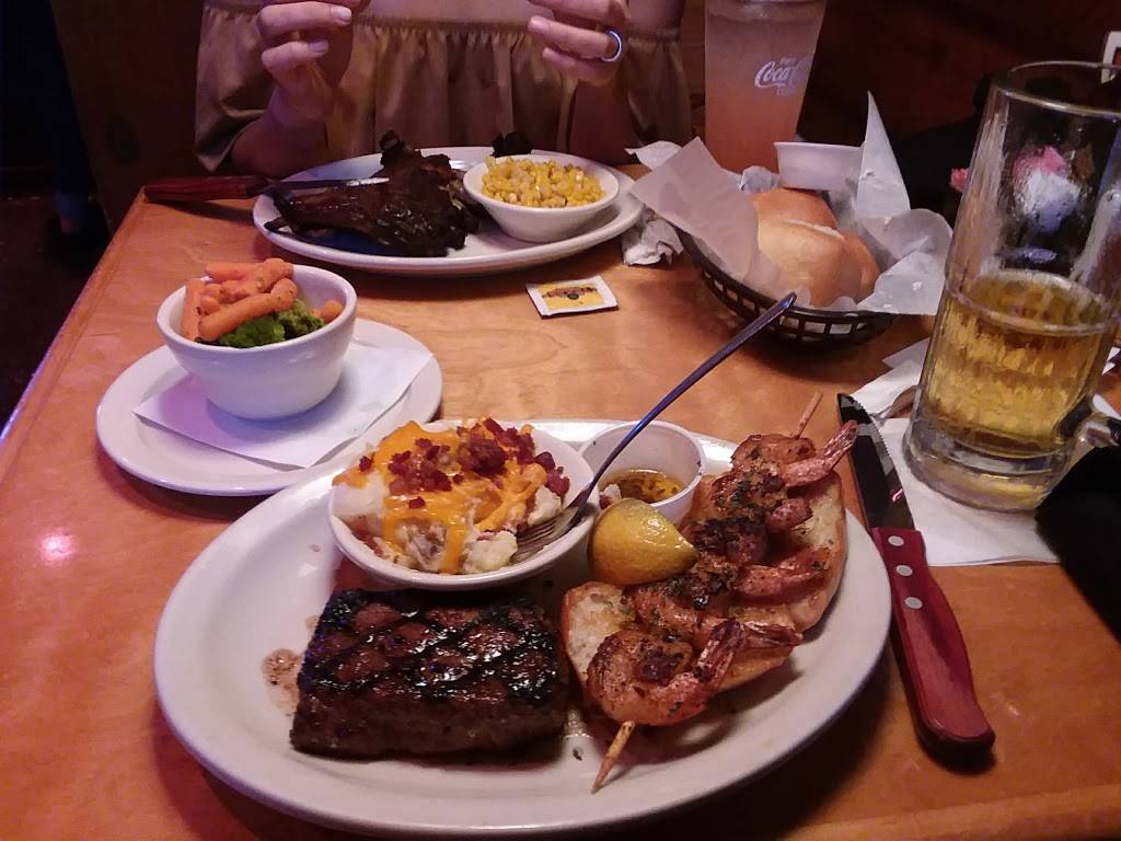 Texas Roadhouse | restaurant | 2893 Cinema Ridge, San Antonio, TX 78238, USA | 2105212988 OR +1 210-521-2988