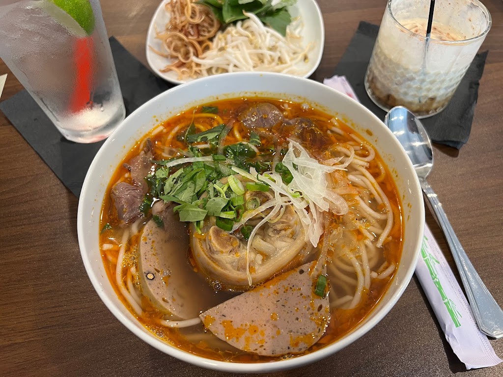 Kute Chill Corner | restaurant | 1610 E Belt Line Rd, Richardson, TX 75081, USA | 4692507100 OR +1 469-250-7100