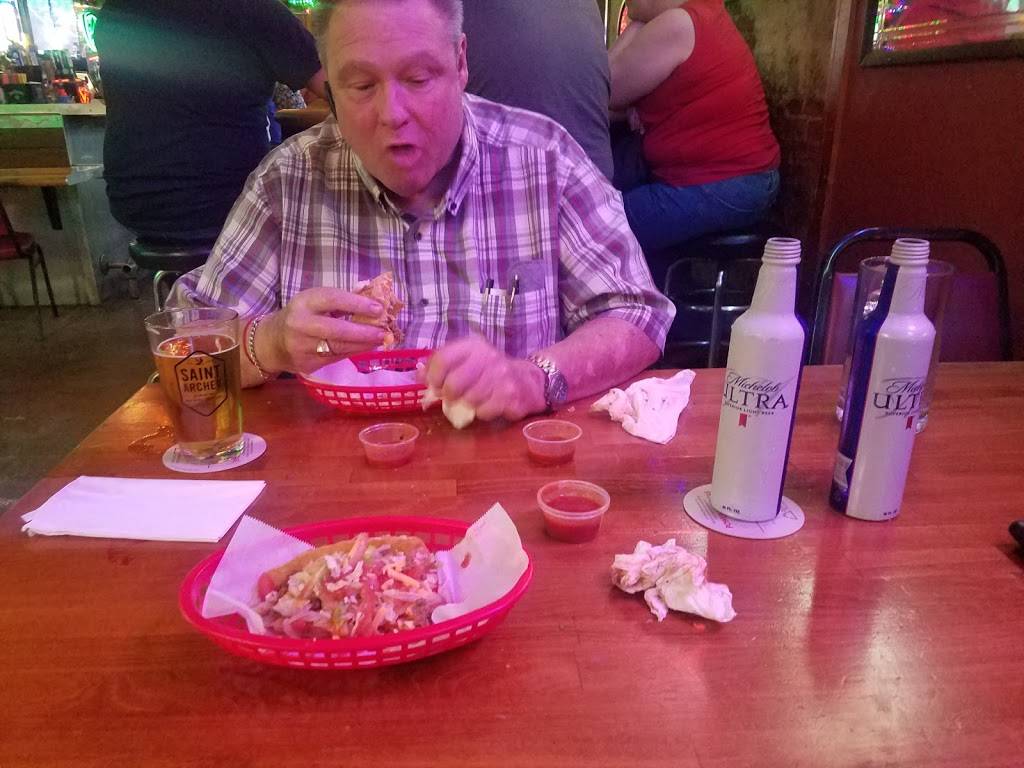 Oasis Saloon | restaurant | 757 Academy Ave, Sanger, CA 93657, USA | 5598751390 OR +1 559-875-1390