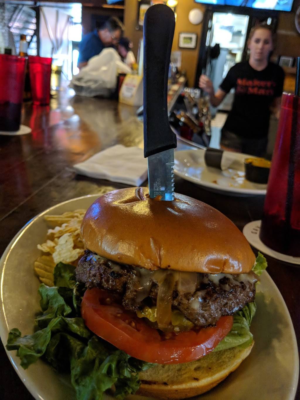 The Public House | restaurant | 3807 N Bend Rd, Cincinnati, OH 45211, USA | 5134816300 OR +1 513-481-6300