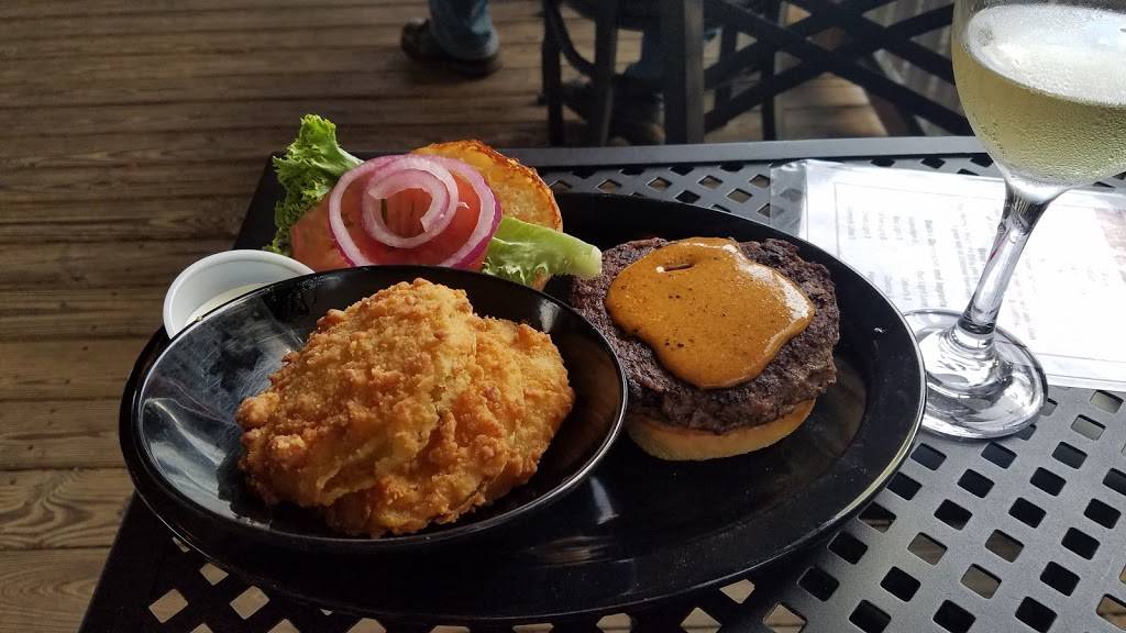 The Iron Horse Grill | restaurant | 735 Gardenview Dr, Pine Mountain, GA 31822, USA | 7064893085 OR +1 706-489-3085