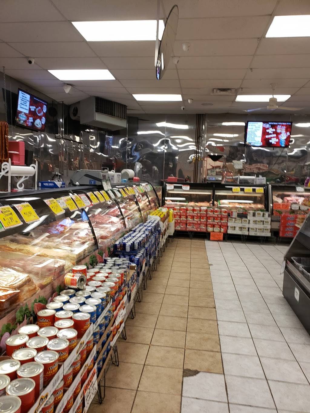 Macias Produce | restaurant | 8933 S Commercial Ave, Chicago, IL 60617, USA | 7739337651 OR +1 773-933-7651