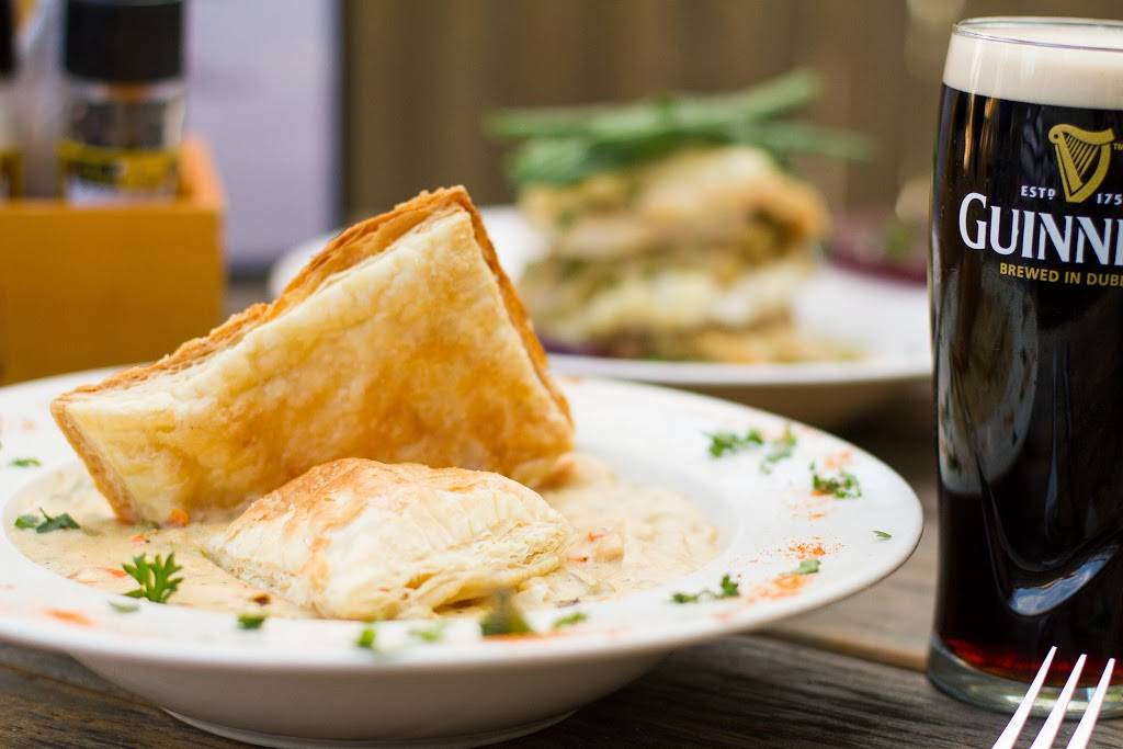 Stan & Joes Saloon West | restaurant | 37 West St, Annapolis, MD 21401, USA | 4102631993 OR +1 410-263-1993