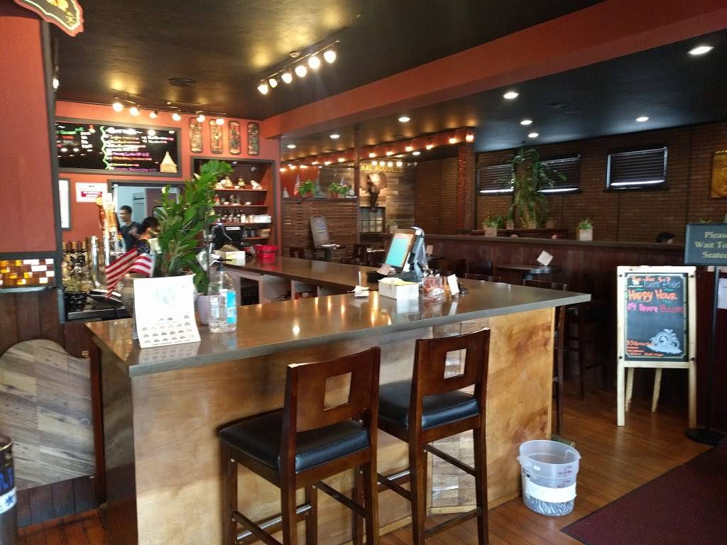 Chai Thai Noodles | restaurant | 20955 Mission Blvd, Hayward, CA 94541, USA | 5102784224 OR +1 510-278-4224