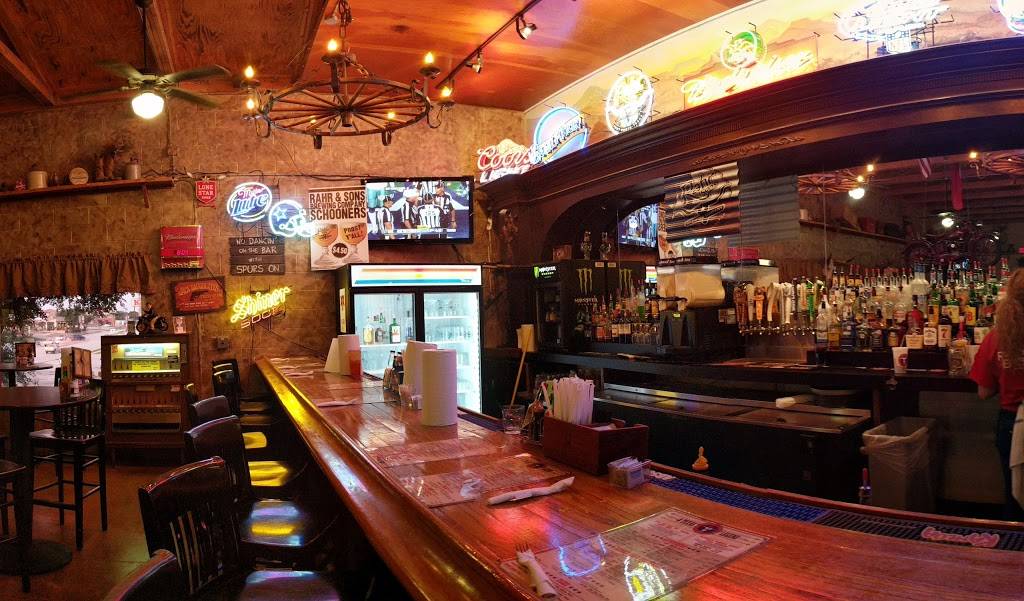 Risckys BAR-B-Q | restaurant | 6701 Camp Bowie Blvd, Fort Worth, TX 76116, USA | 8179891800 OR +1 817-989-1800