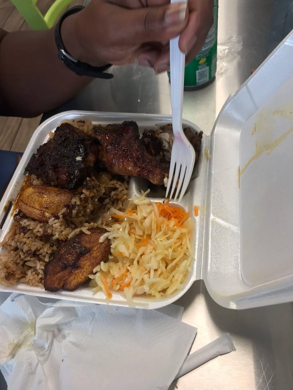 The Dutch Pot Jamaican Restaurant | restaurant | 3120 W Broward Blvd, Fort Lauderdale, FL 33312, USA | 9545332160 OR +1 954-533-2160