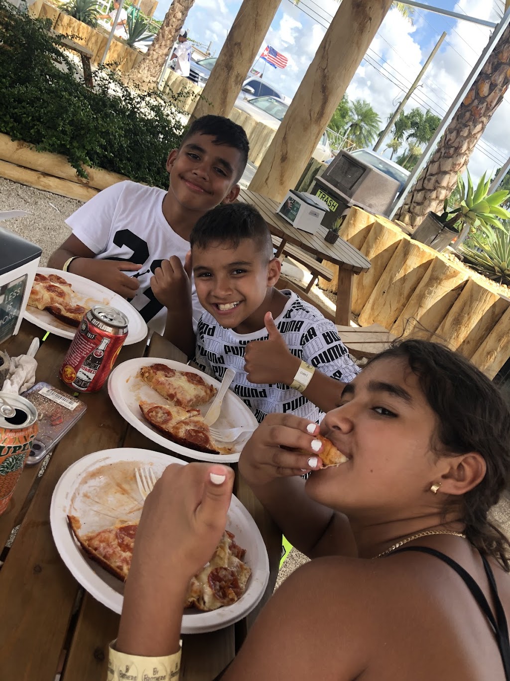 Chef Carlitos Food truck | restaurant | 15701 SW 177th Ave, Miami, FL 33187, USA | 3054693774 OR +1 305-469-3774