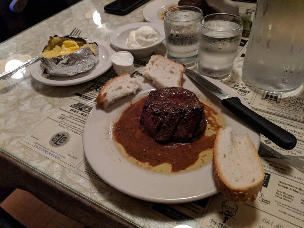 Northwestern Steakhouse | restaurant | 304 16th St NW, Mason City, IA 50401, USA | 6414235075 OR +1 641-423-5075