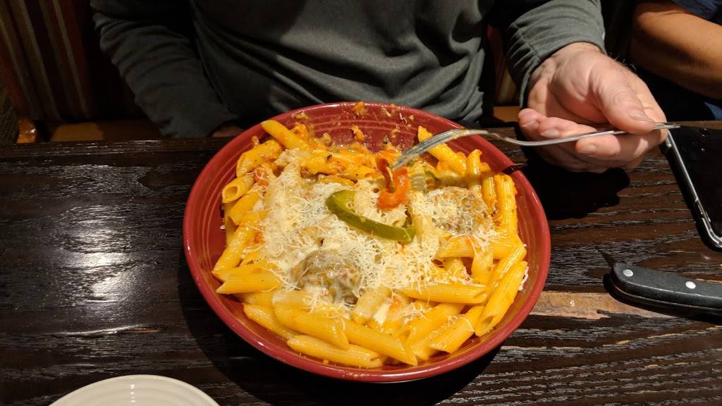 Carrabbas Italian Grill | restaurant | 1811 Tamiami Trail, Port Charlotte, FL 33948, USA | 9417435299 OR +1 941-743-5299