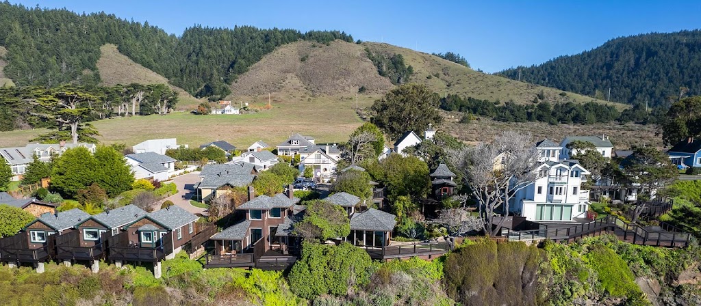 Sacred Rock Inn | restaurant | 5920 CA-1, Elk, CA 95432, USA | 7078773422 OR +1 707-877-3422