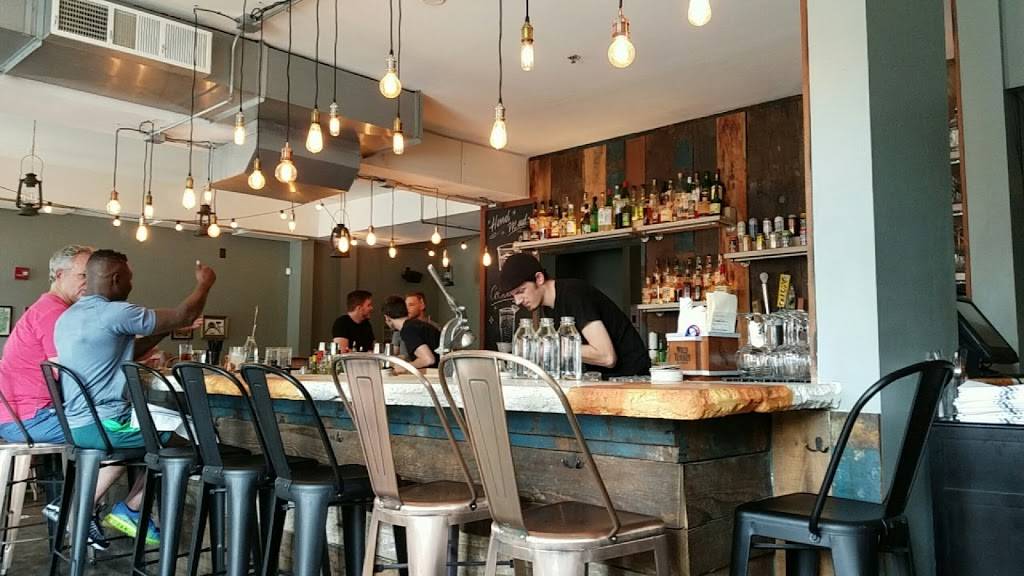 Retreat Gastropub | restaurant | 6 N Sarah St, St. Louis, MO 63108, USA | 3142614497 OR +1 314-261-4497