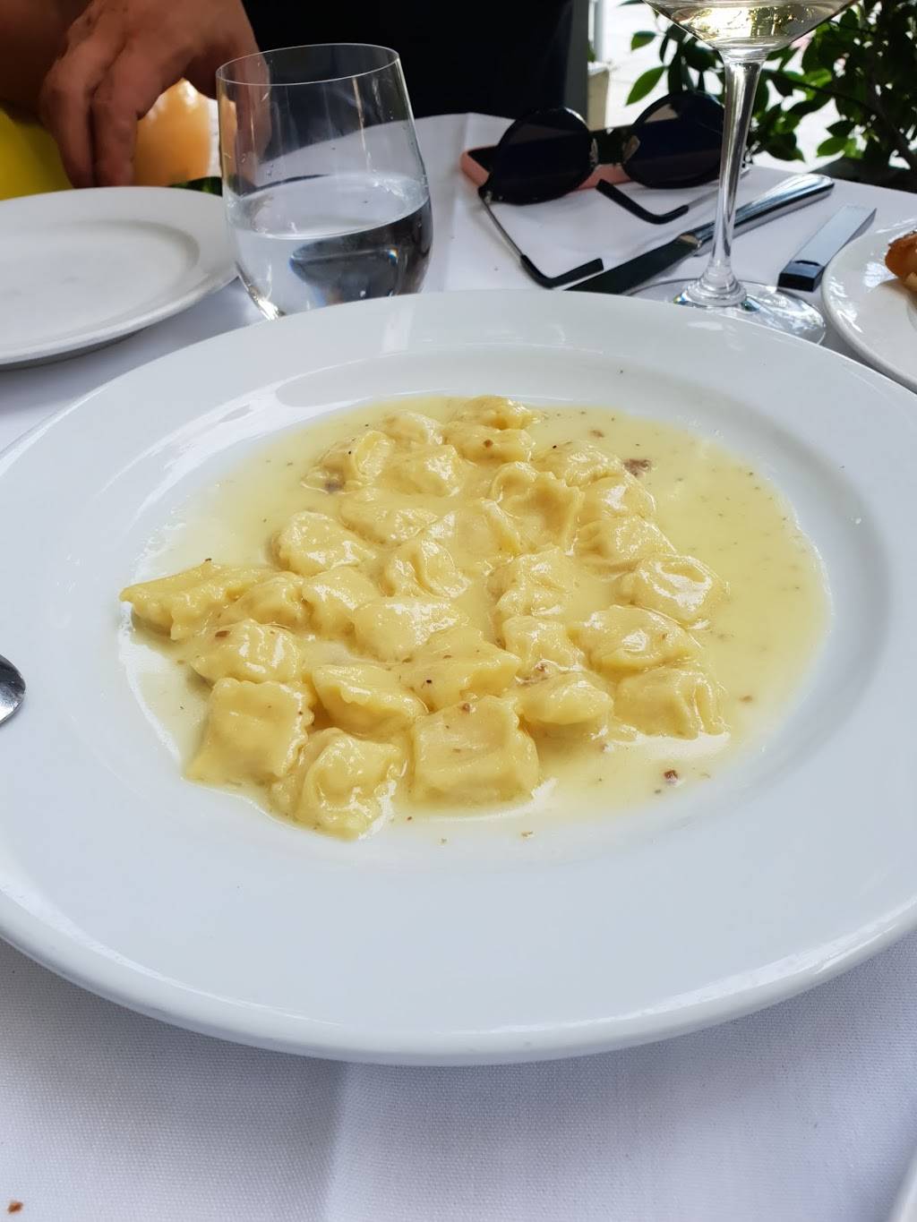 E Baldi | restaurant | 375 N Canon Dr, Beverly Hills, CA 90210, USA | 3102482633 OR +1 310-248-2633