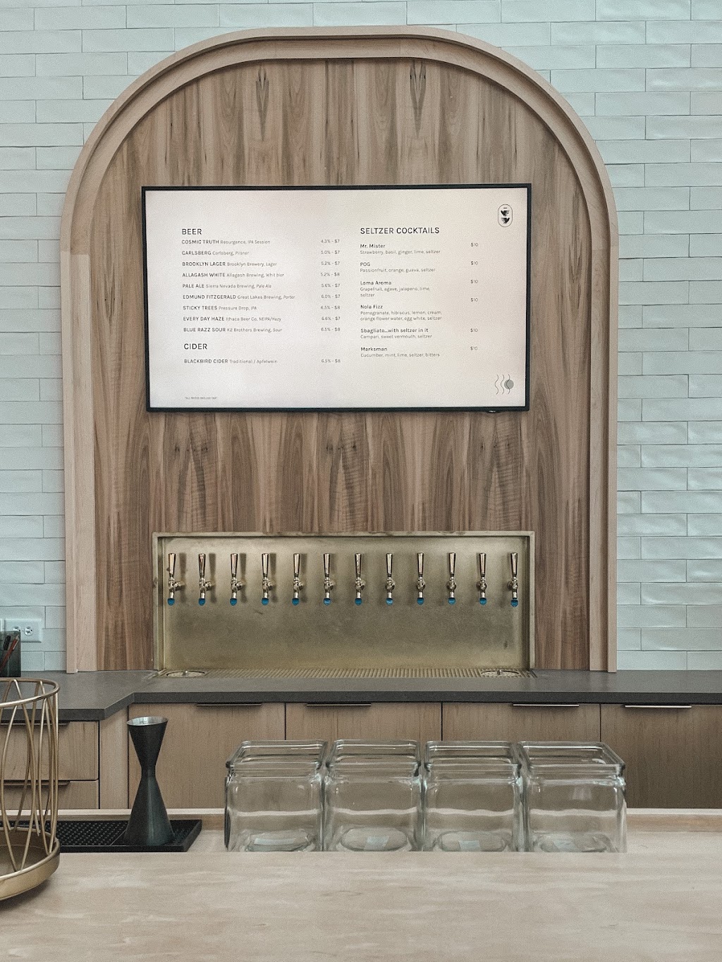 Twin Petrels Seltzer Co. | restaurant | 1250 Niagara St Suite 400, Buffalo, NY 14213, USA | 7163221033 OR +1 716-322-1033