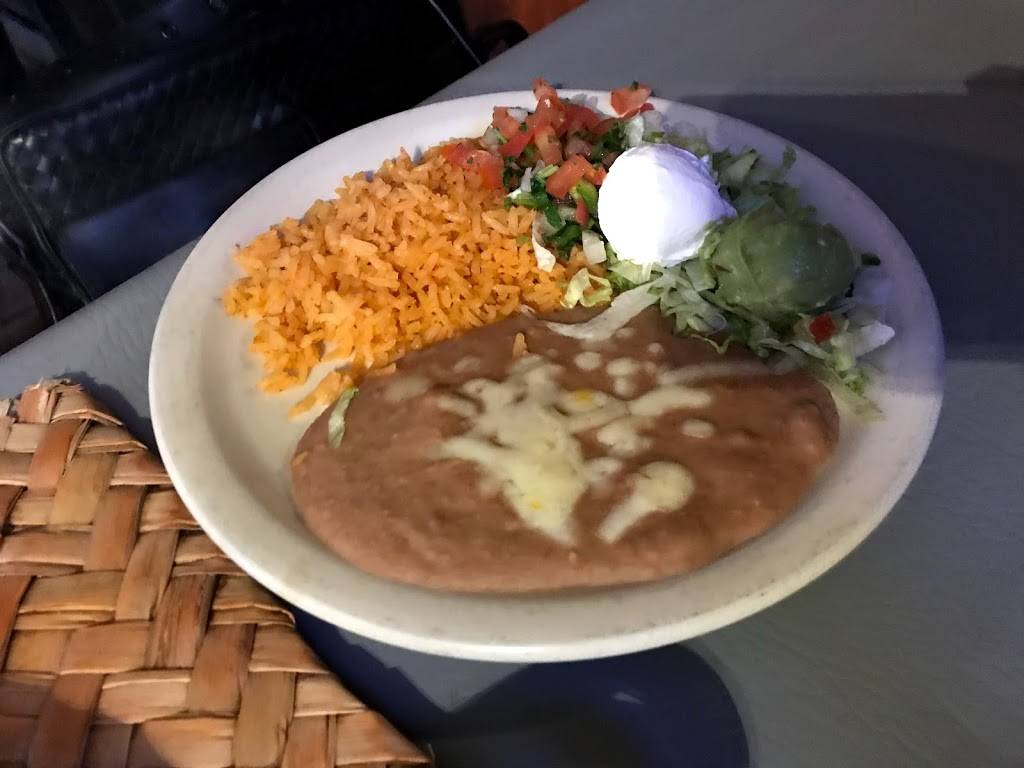 Acambaro Restaurant | restaurant | 406 N Bloomington St, Lowell, AR 72745, USA | 4796598919 OR +1 479-659-8919