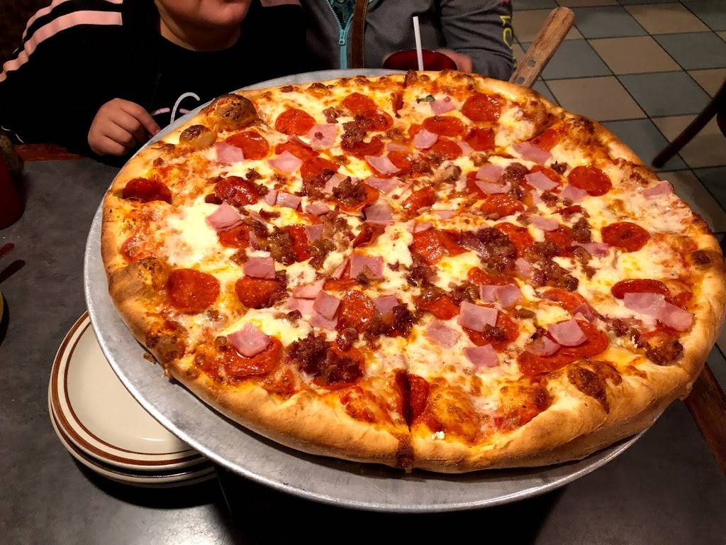 New York Pizza Plus | restaurant | 15202 NW 147 Dr #100, Alachua, FL 32615, USA | 3864183857 OR +1 386-418-3857
