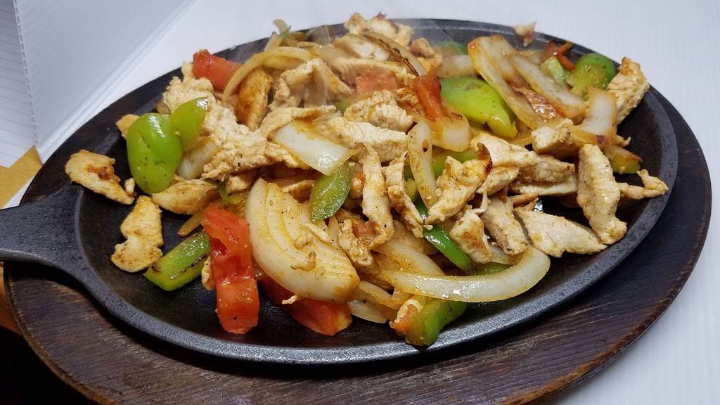 Bronco Mexican Restaurant | restaurant | 600 W Floyd Baker Blvd, Gaffney, SC 29341, USA | 8644883759 OR +1 864-488-3759