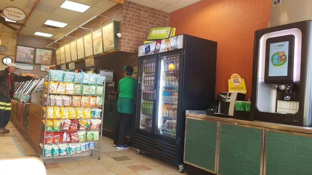 Subway | restaurant | 4521 Dundas St, Burlington, ON L7M 5B4, Canada | 9053199308 OR +1 905-319-9308