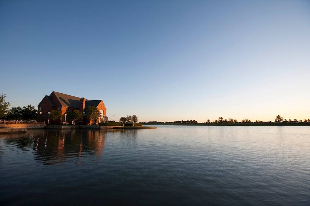 Bridgeland Welcome Center | restaurant | 16919 N Bridgeland Lake Pkwy, Cypress, TX 77433, USA | 2813045588 OR +1 281-304-5588