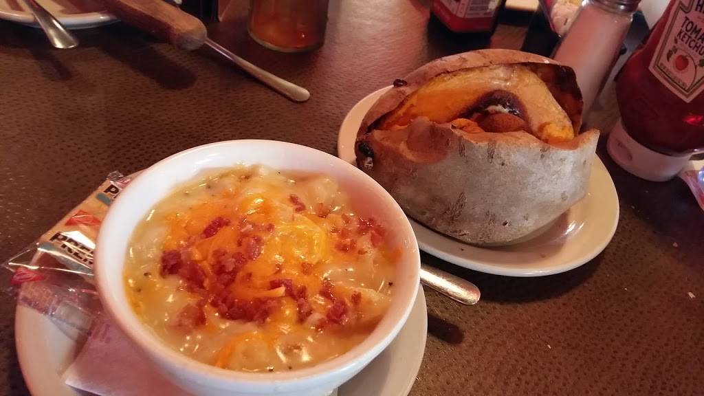 Logans Roadhouse | restaurant | 15189 Crossroads Pkwy, Gulfport, MS 39503, USA | 2285391135 OR +1 228-539-1135