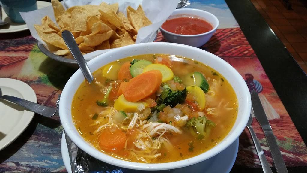 El Mezcal Restaurant | restaurant | 511 SW Topeka Blvd, Topeka, KS 66603, USA | 7853570956 OR +1 785-357-0956