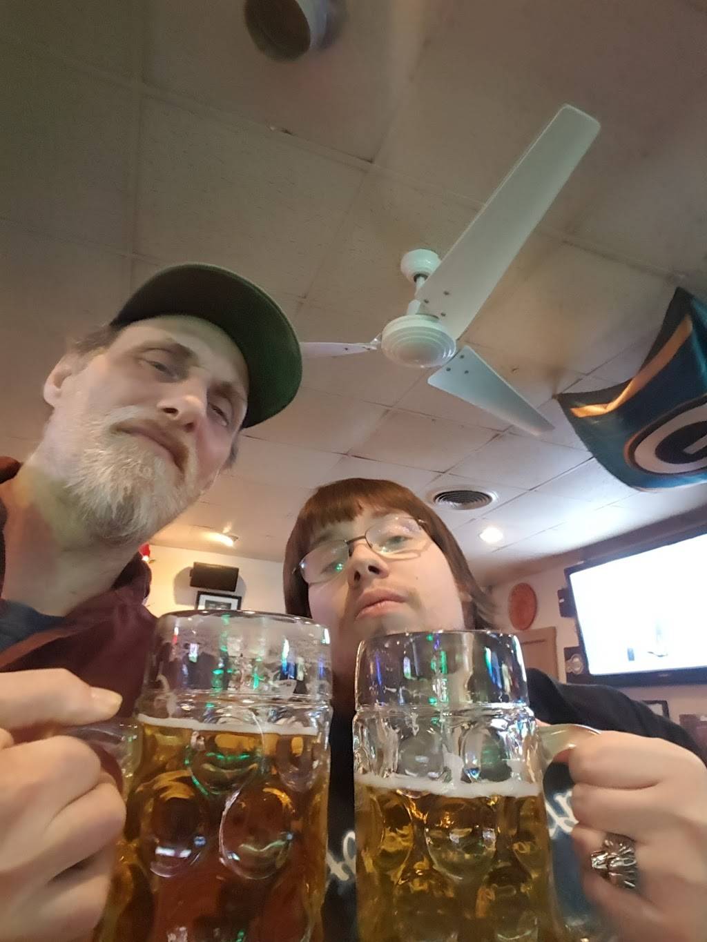 Park Way Pub | restaurant | 1675 S 44th St, West Milwaukee, WI 53214, USA | 4146435991 OR +1 414-643-5991