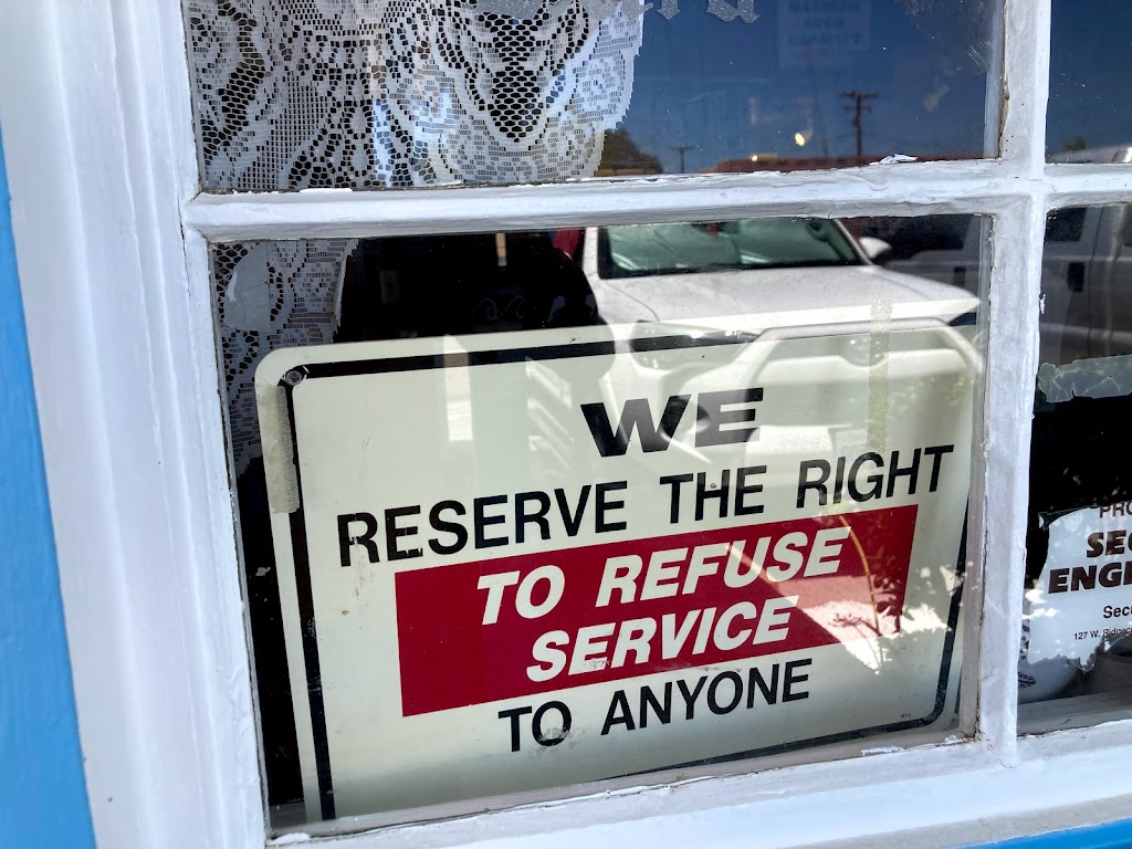 Bernardinos Restaurant | restaurant | 6601 W Inyokern Rd, Inyokern, CA 93527, USA | 7603774012 OR +1 760-377-4012