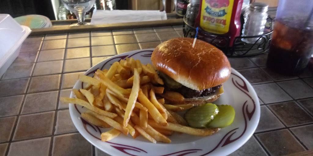 Eagle Grille & Tavern | restaurant | 29 N Main St, Hubbard, OH 44425, USA | 3305347990 OR +1 330-534-7990