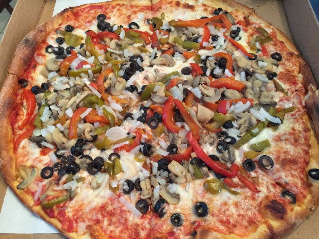 Francos Pizza | restaurant | 1200 US-70, New Bern, NC 28560, USA | 2526353396 OR +1 252-635-3396