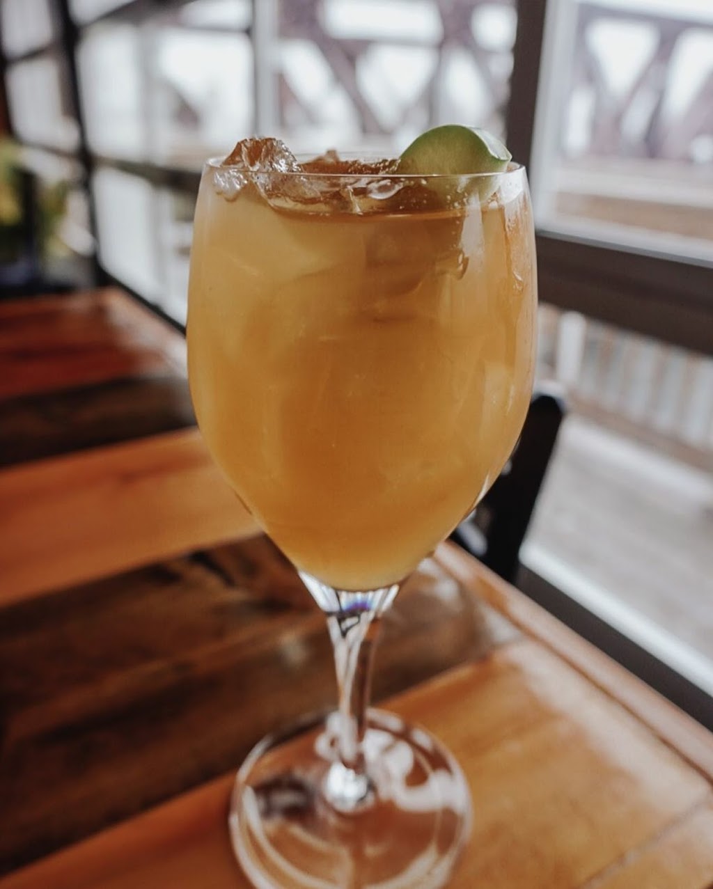 East Providence Yacht Club | restaurant | 9 Pier Rd, East Providence, RI 02914, USA | 4014340161 OR +1 401-434-0161