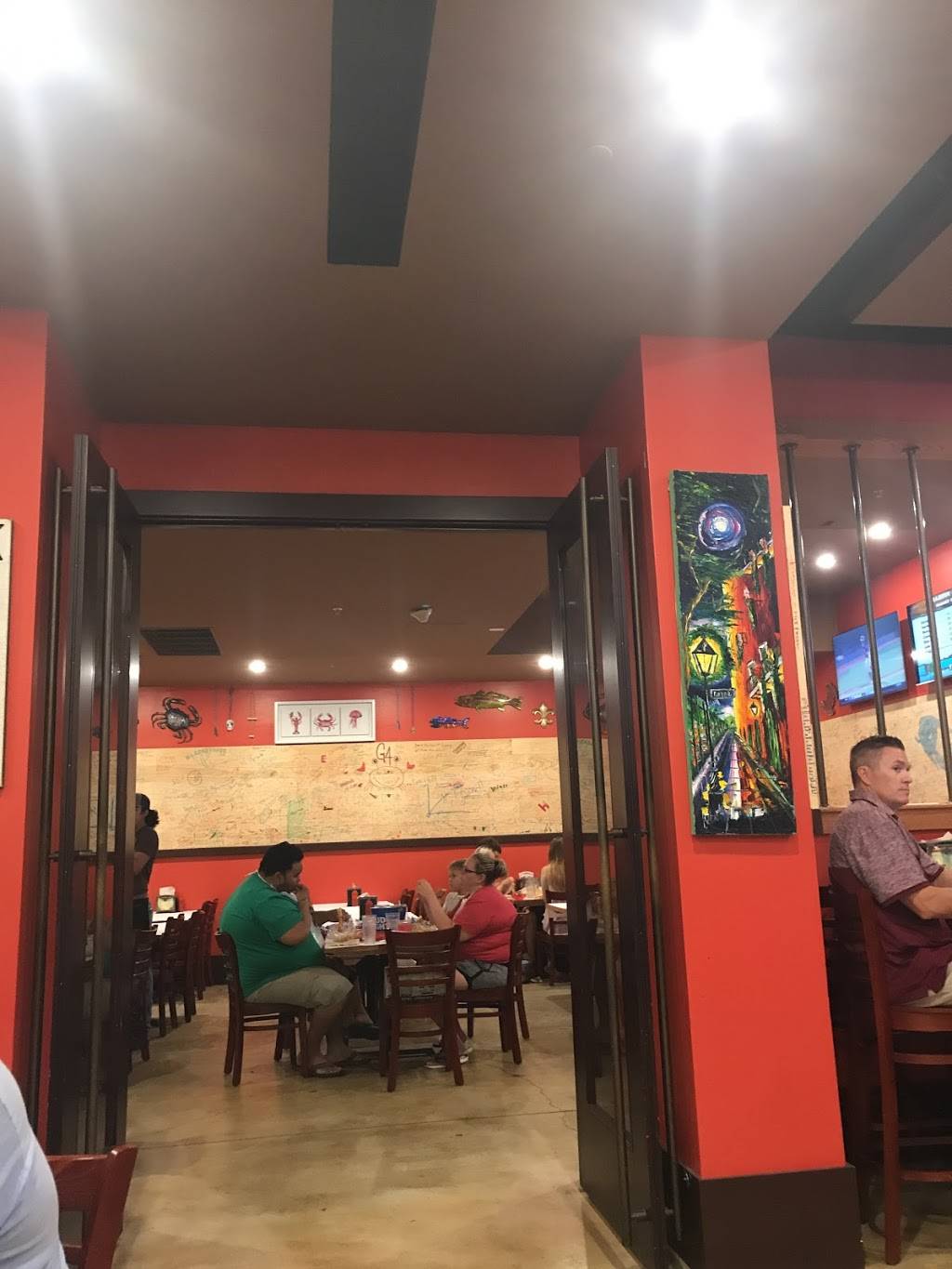 Smashin Crab | restaurant | 700 E Sonterra Blvd #1117, San Antonio, TX 78258, USA | 2104023337 OR +1 210-402-3337