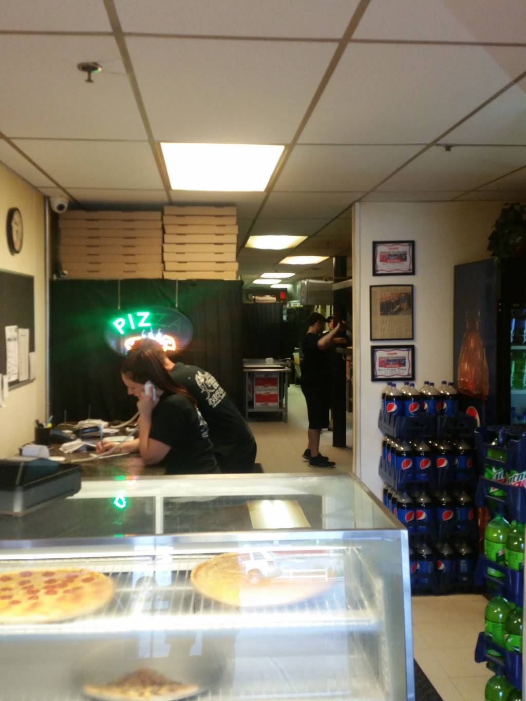 Docs Pizzeria & Fish Fry | restaurant | 3797 Milton Ave, Camillus, NY 13031, USA | 3154872698 OR +1 315-487-2698