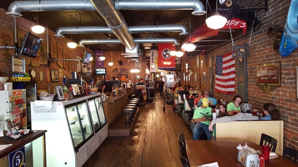 Collins River BBQ & Cafe | cafe | 117 E Main St, McMinnville, TN 37110, USA | 9315073663 OR +1 931-507-3663