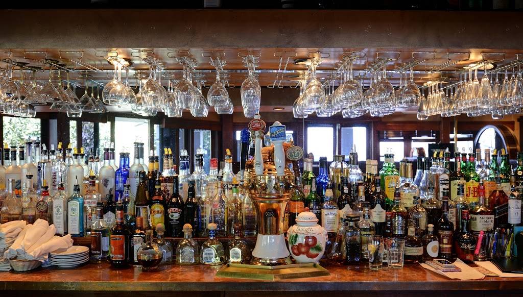 Lamore Italian Restaurant | restaurant | 3159 E Lincoln Dr, Phoenix, AZ 85016, USA | 6023813159 OR +1 602-381-3159