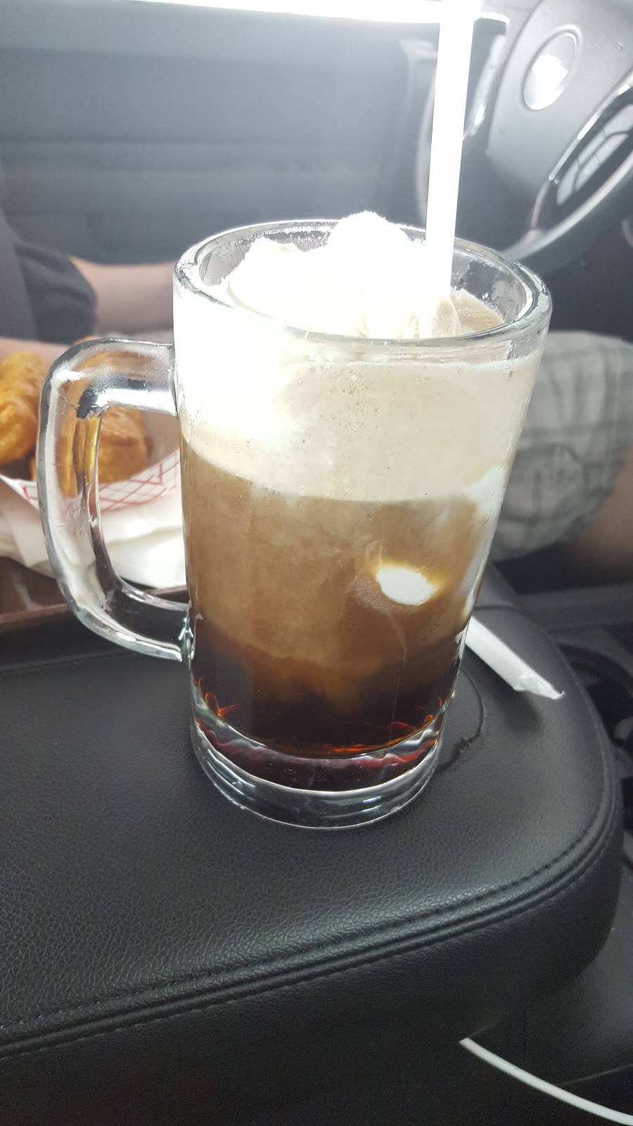 Stewarts Drive-In | restaurant | 4524 US-130, Burlington, NJ 08016, USA | 6093860106 OR +1 609-386-0106