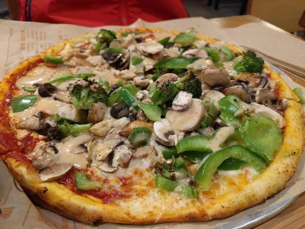 Blaze Pizza | restaurant | 91 Middlesex Turnpike, Burlington, MA 01803, USA | 7814839094 OR +1 781-483-9094