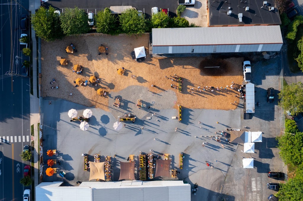 Warehouse District Beer Garden | restaurant | 595 N Charlotte St, Lancaster, PA 17603, USA | 7178752121 OR +1 717-875-2121