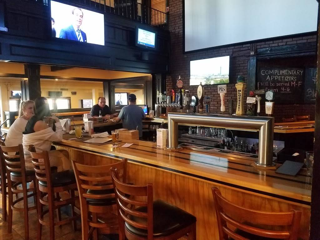 Portside Tavern | restaurant | 72 North St, Hyannis, MA 02601, USA | 5085349600 OR +1 508-534-9600